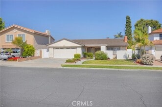 Building Photo - 15392 Maryknoll St