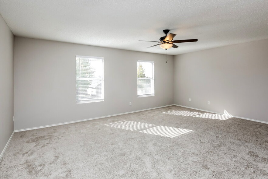 Building Photo - 532 Hertford St