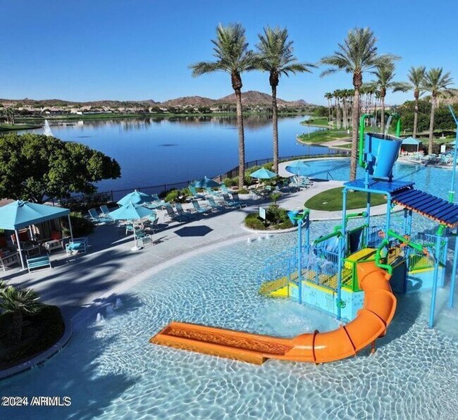 Building Photo - Enjoy the incredible amenities at Estrella Mountain Ranch!