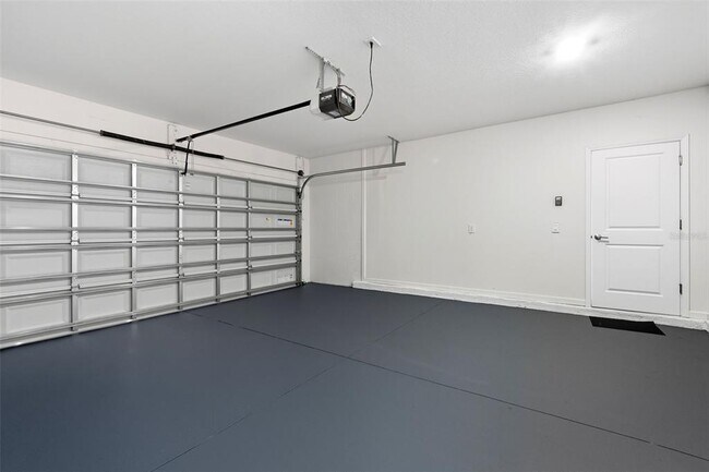 Building Photo - 724 Daring Dr