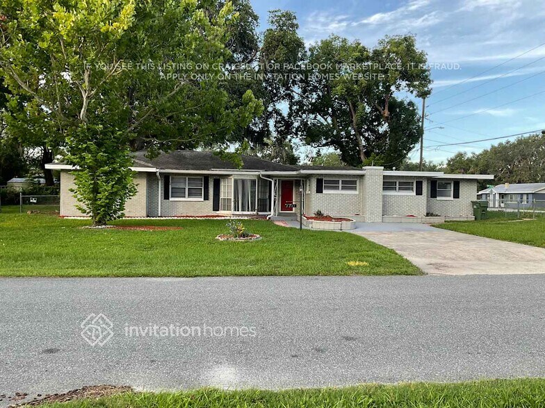 Primary Photo - 2213 Florence Ave