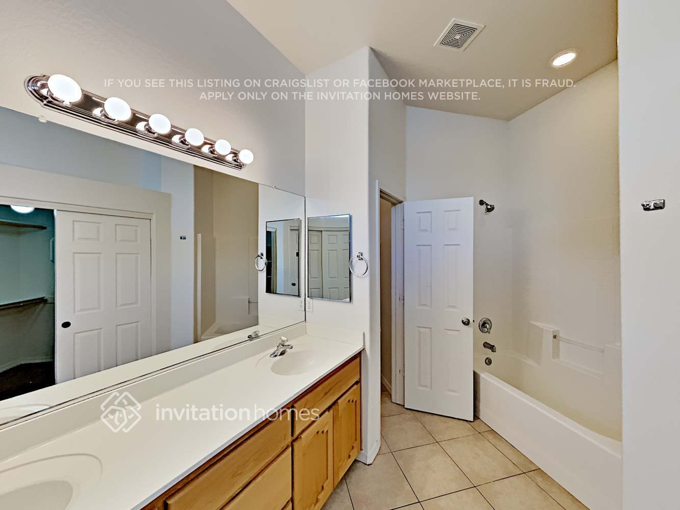 Building Photo - 660 S Lawson Dr