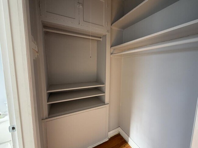 Building Photo - 0 bedroom in Chicago IL 60626