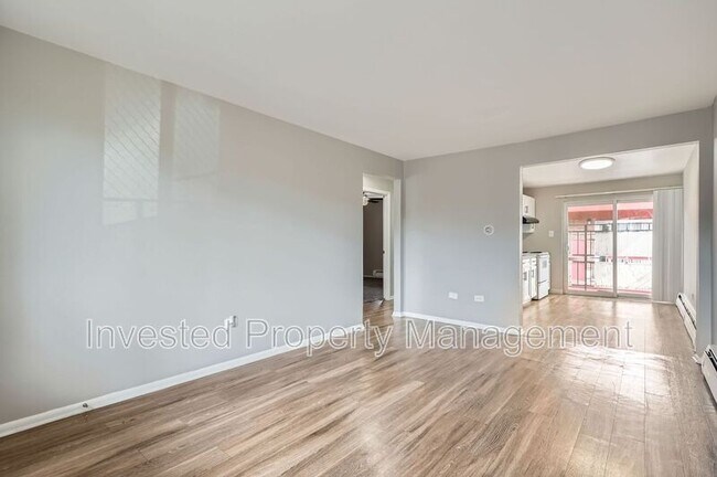Building Photo - 4260 W 70th Pl