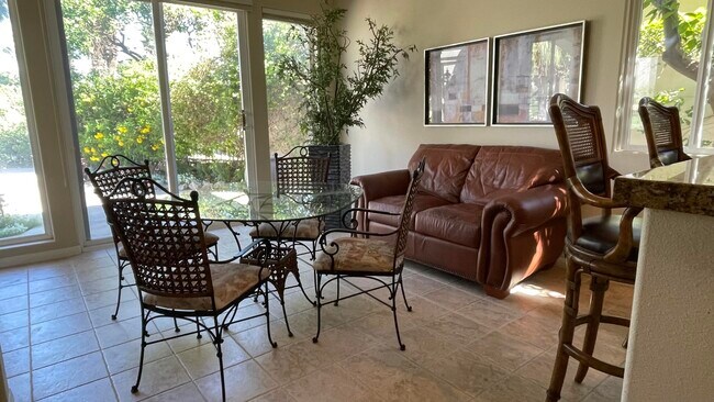 Building Photo - 48145 Paso Tiempo Ln