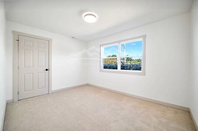 Building Photo - 1710 Johnson St