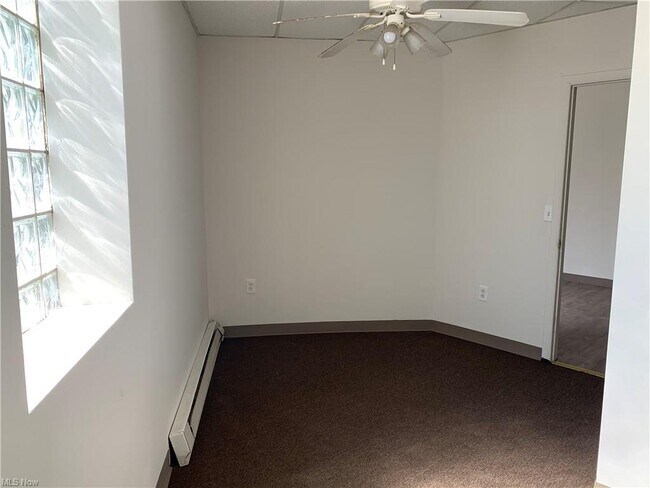 Building Photo - 15300 Waterloo Rd