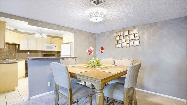 Building Photo - 4020 Galt Ocean Dr