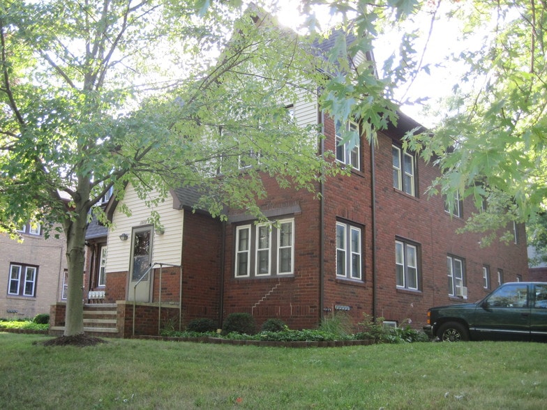 Building Photo - 1520 Front St