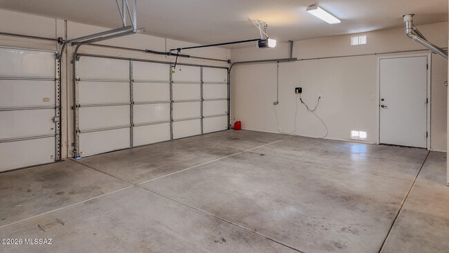 Building Photo - 4579 S Camino del Tejon
