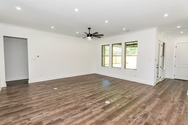Building Photo - 18219 Polo Meadow Dr