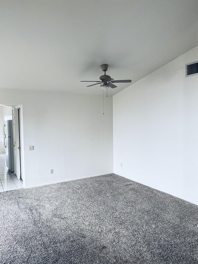 Building Photo - 2964-P2964 W Laquila Aerie