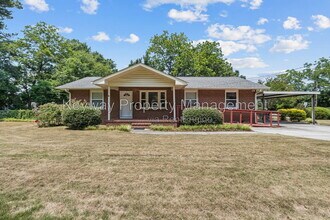 Building Photo - 3401 Old Louisville Rd