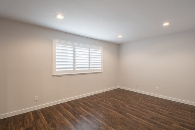 Building Photo - 4040 San Felipe St