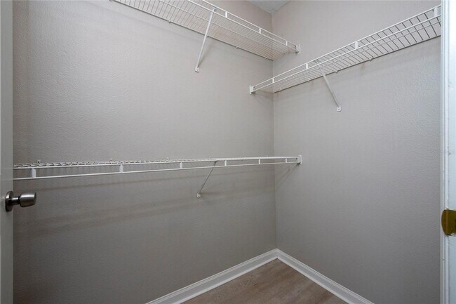 Building Photo - 6548 Swissco Dr