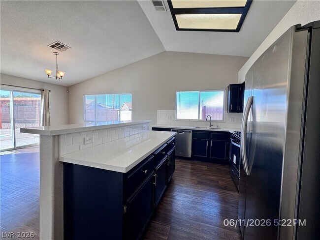 Building Photo - 222 Quailbush Dr