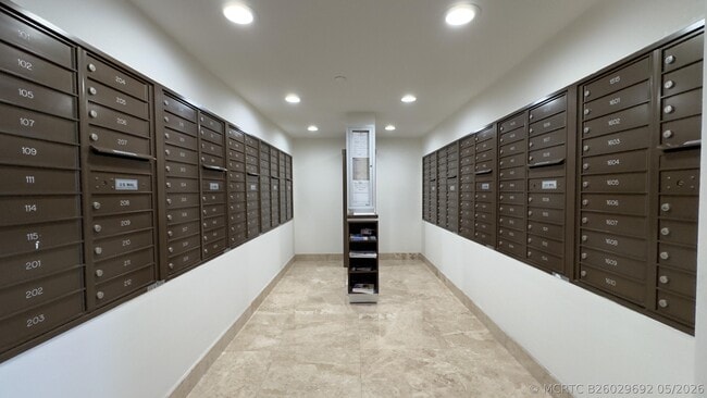 Building Photo - 5200 N Ocean Blvd