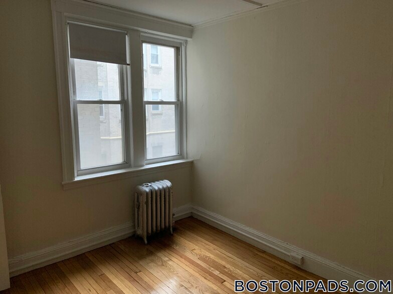 Building Photo - 1175 Boylston St