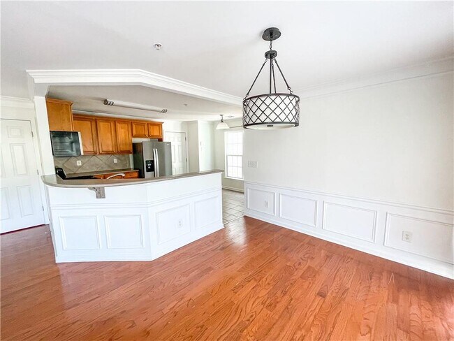 Building Photo - 282 Balaban Cir