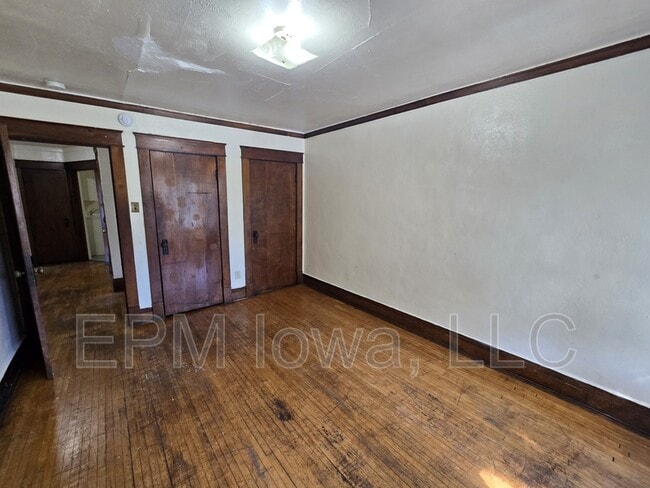 Building Photo - 120 1/2 Harrison Street