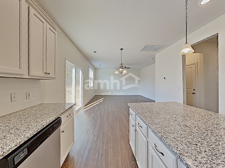 Building Photo - 4948 Chutney Dr