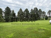 Building Photo - 2 bedroom 1 bath ranch style home