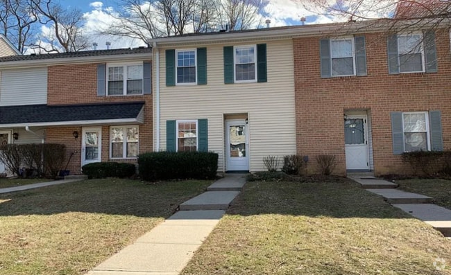 Building Photo - 279 Palombi Ct