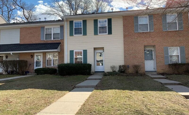 Primary Photo - 279 Palombi Ct