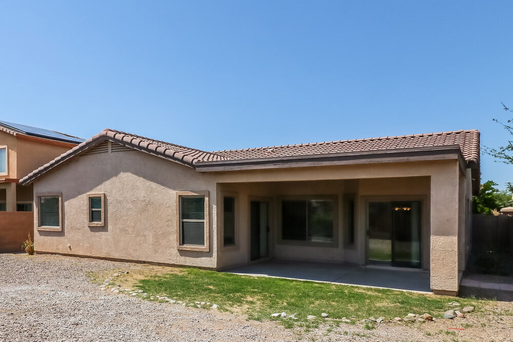 Building Photo - 25571 W St James Ave