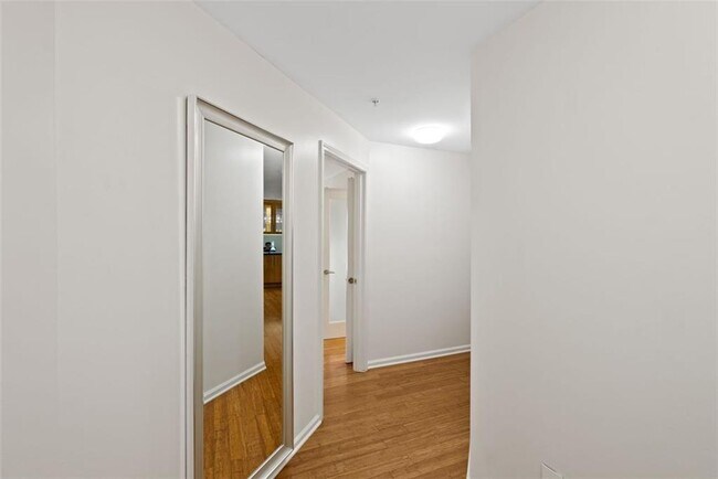 Building Photo - 2714 Vinings Central Run SE