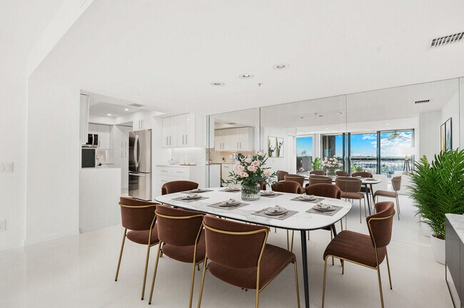 Building Photo - 2697 N Ocean Blvd