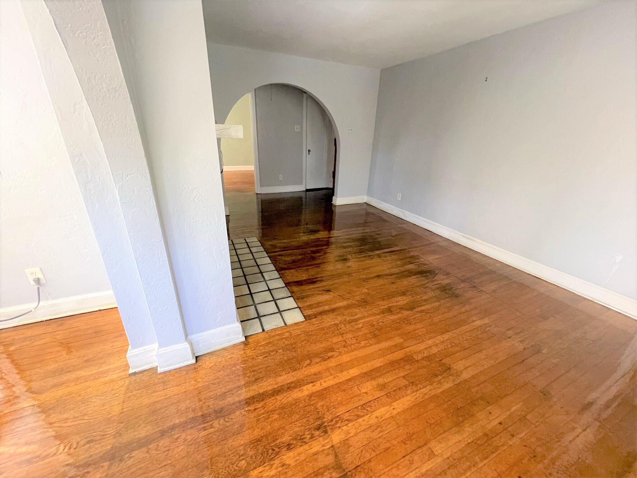 Building Photo - 6532 Wilkins Ave