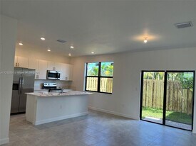 Building Photo - 9950 SW 231st Ln