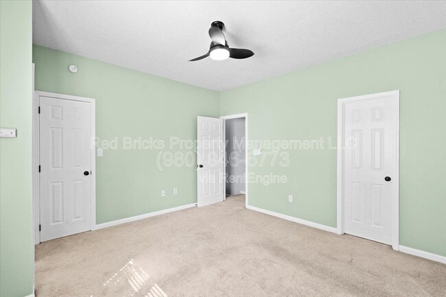 Building Photo - 6443 Mallard View Ln