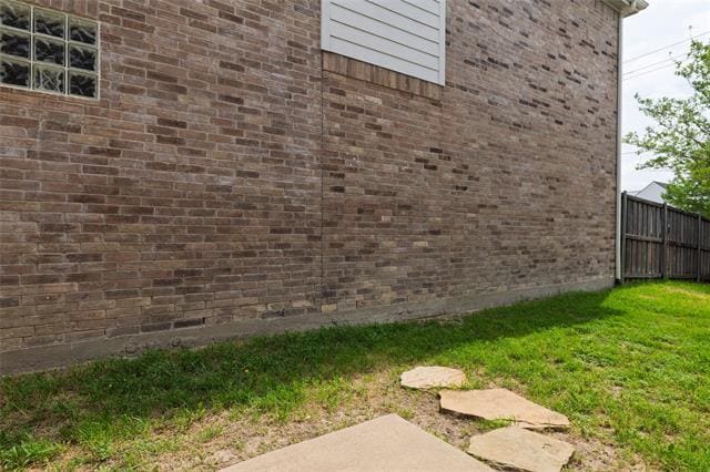Building Photo - 2108 Harris Pl