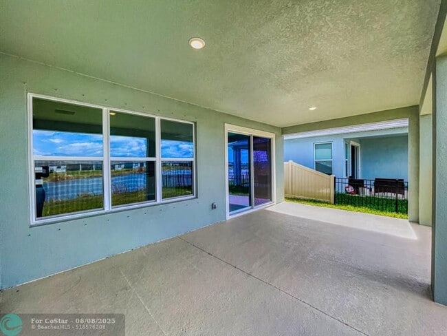 Building Photo - 1724 Middlebury Drive