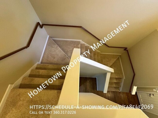 Building Photo - 4241 Dudley Dr NE