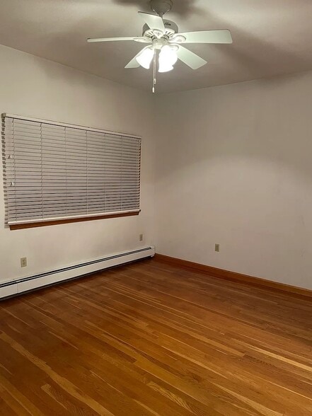 Building Photo - 229 Chapel St