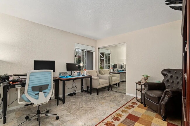 Building Photo - "Charming 1-Bed Oasis with Full Bath in Prime San Diego Location – 3635 Third Avenue"
