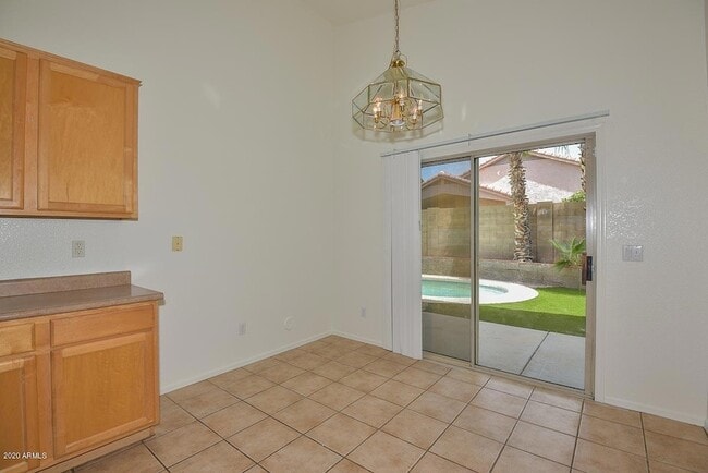 Building Photo - 7472 W Potter Dr