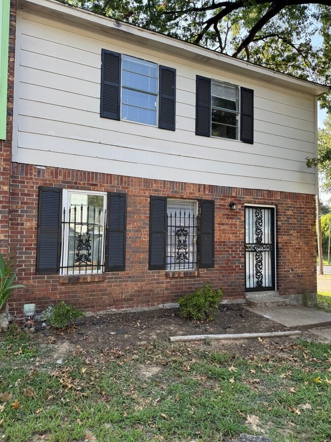 Building Photo - 3053 St Cloud Pl