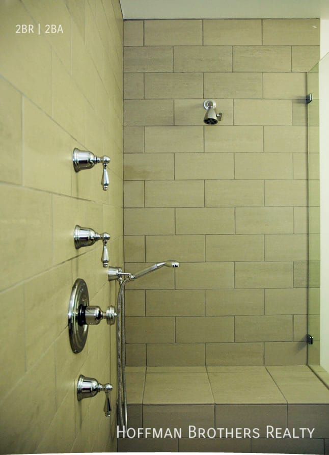 Building Photo - 455 N Spaulding Ave