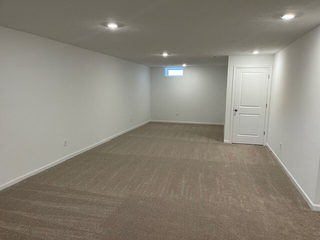 Building Photo - 990 Marissa Dr