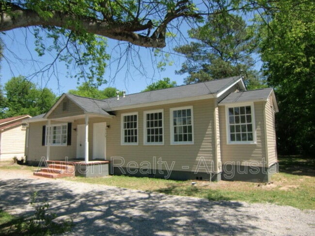 Building Photo - 1914 1/2 Kratha Drive