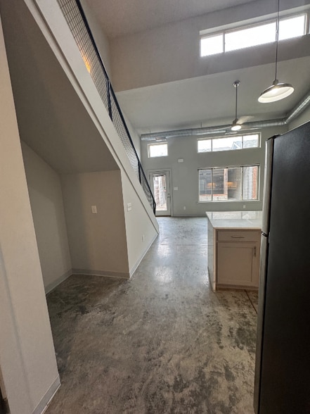 Building Photo - 3844 Dylan Pl