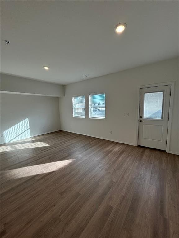 Building Photo - 2808 W Mockingbird Ln