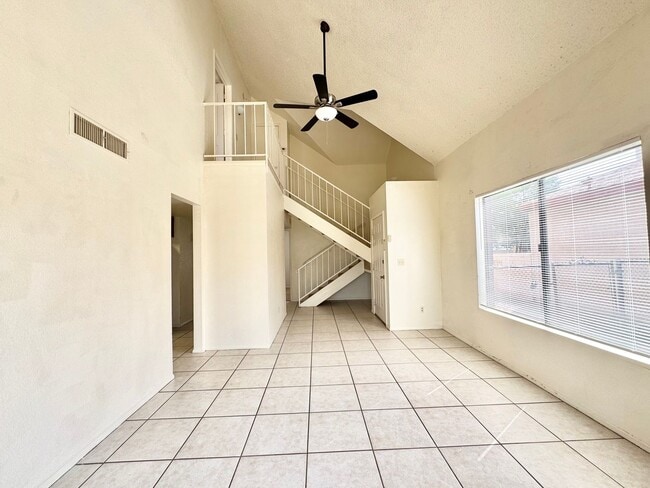 Building Photo - 3BR/2BA 1,140 sq.ft. rental in Sierra Vist...