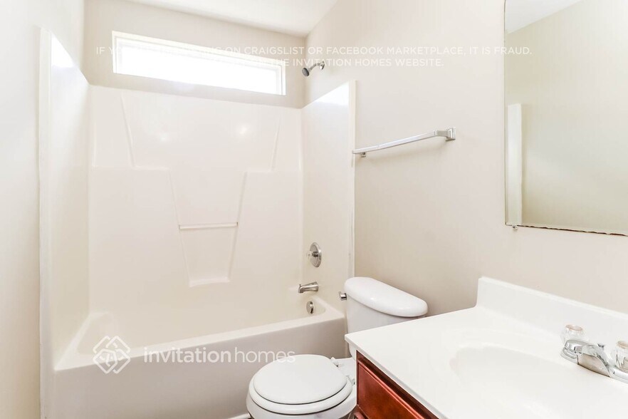 Building Photo - 15511 Baltinglass Ct