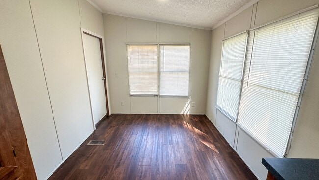 Building Photo - 16487 Brittany Way