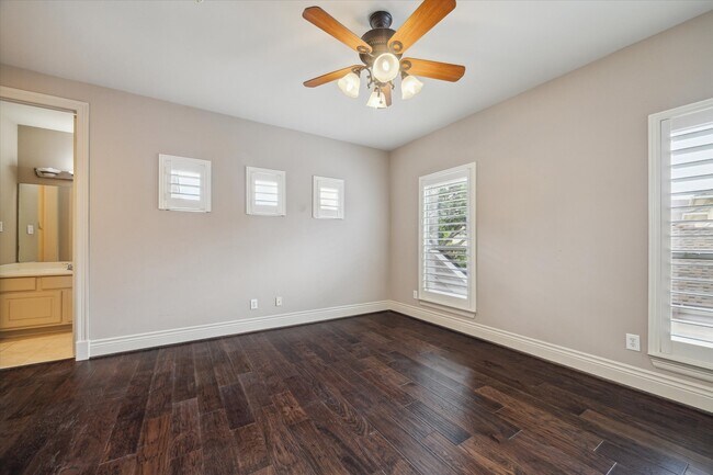 Building Photo - 5215 Eagle Pointe Ct
